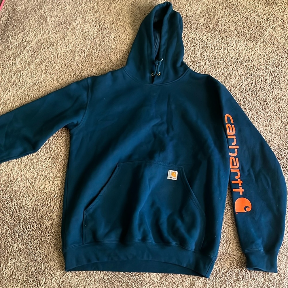 dark blue carhartt sweatshirt